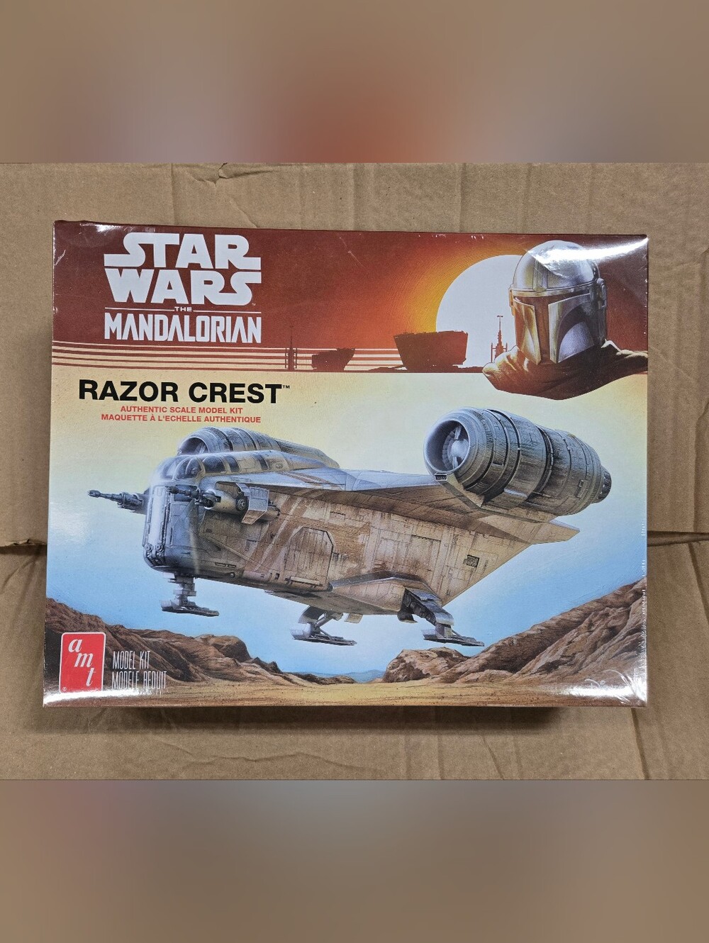 Star Wars The Mandalorian Razor Crest Authentic AMT Model Kit AMT1273